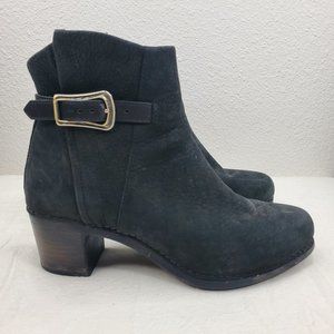 Dansko Hartley boots side zipper black nubuck leather harness buckle women 9